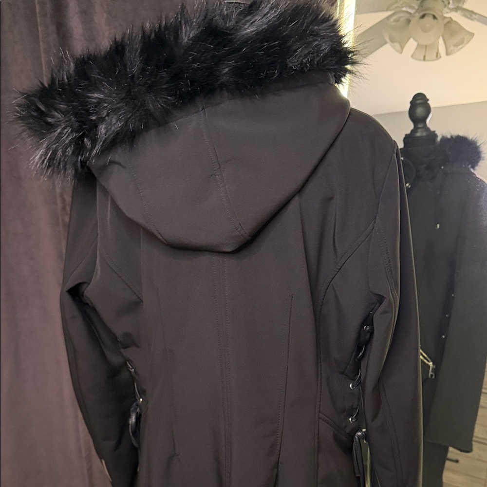 Guess Jacket - Picture 13 of 17